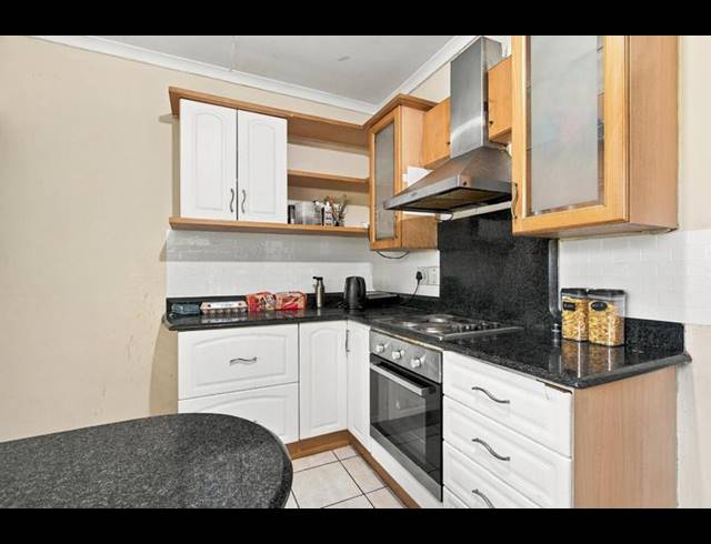 3 BEDROOM HOUSE FOR SALE IN PRESTBURY
